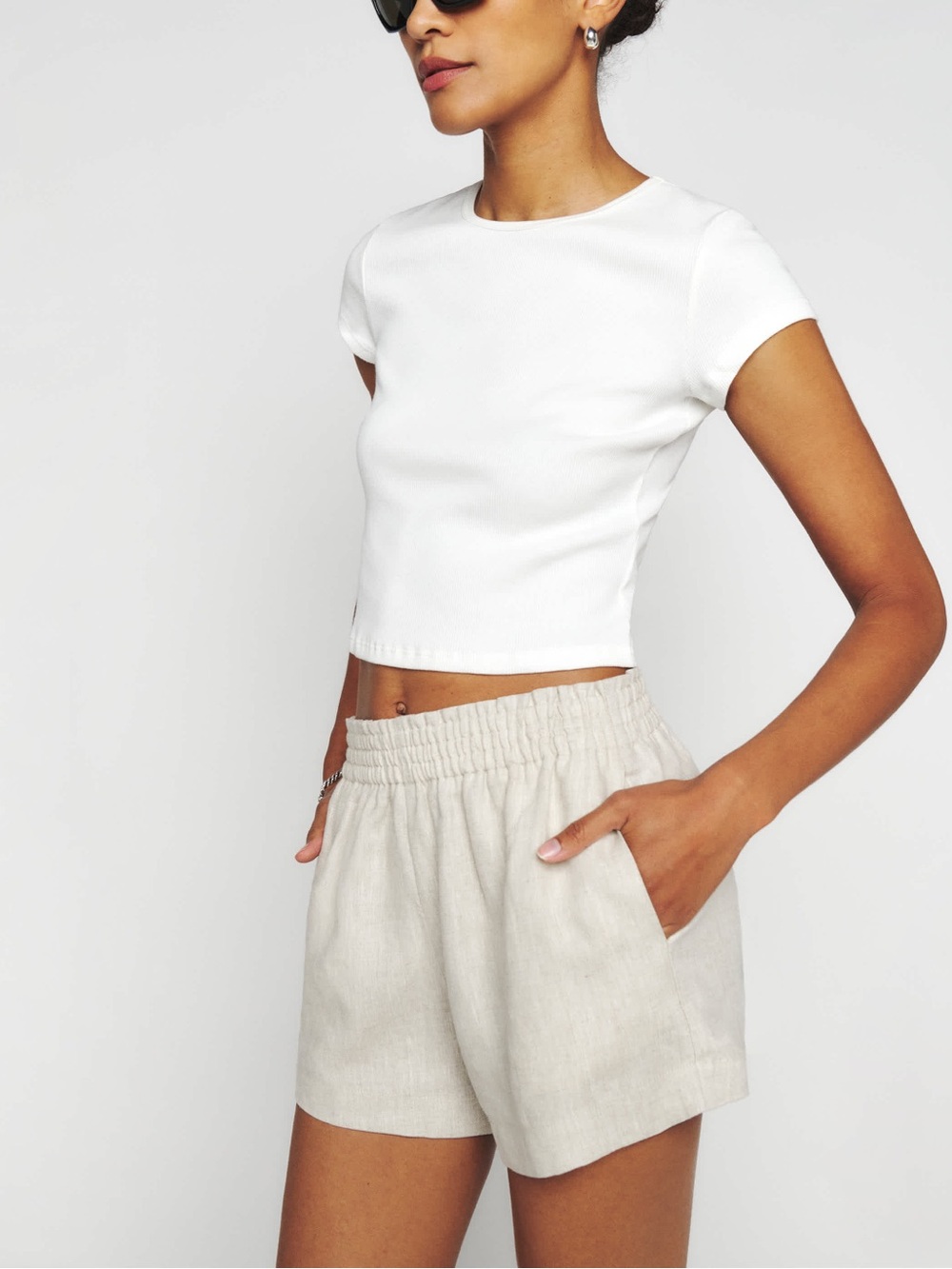 Reformation Mila Linen Short oatmeal